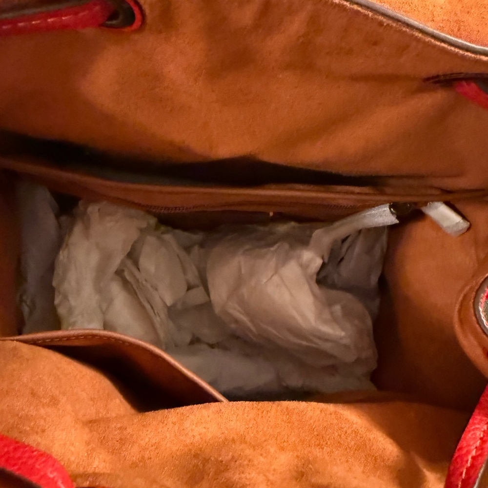 Chic Coach Backpack: Brown with Red Accents - Picture 12 of 16